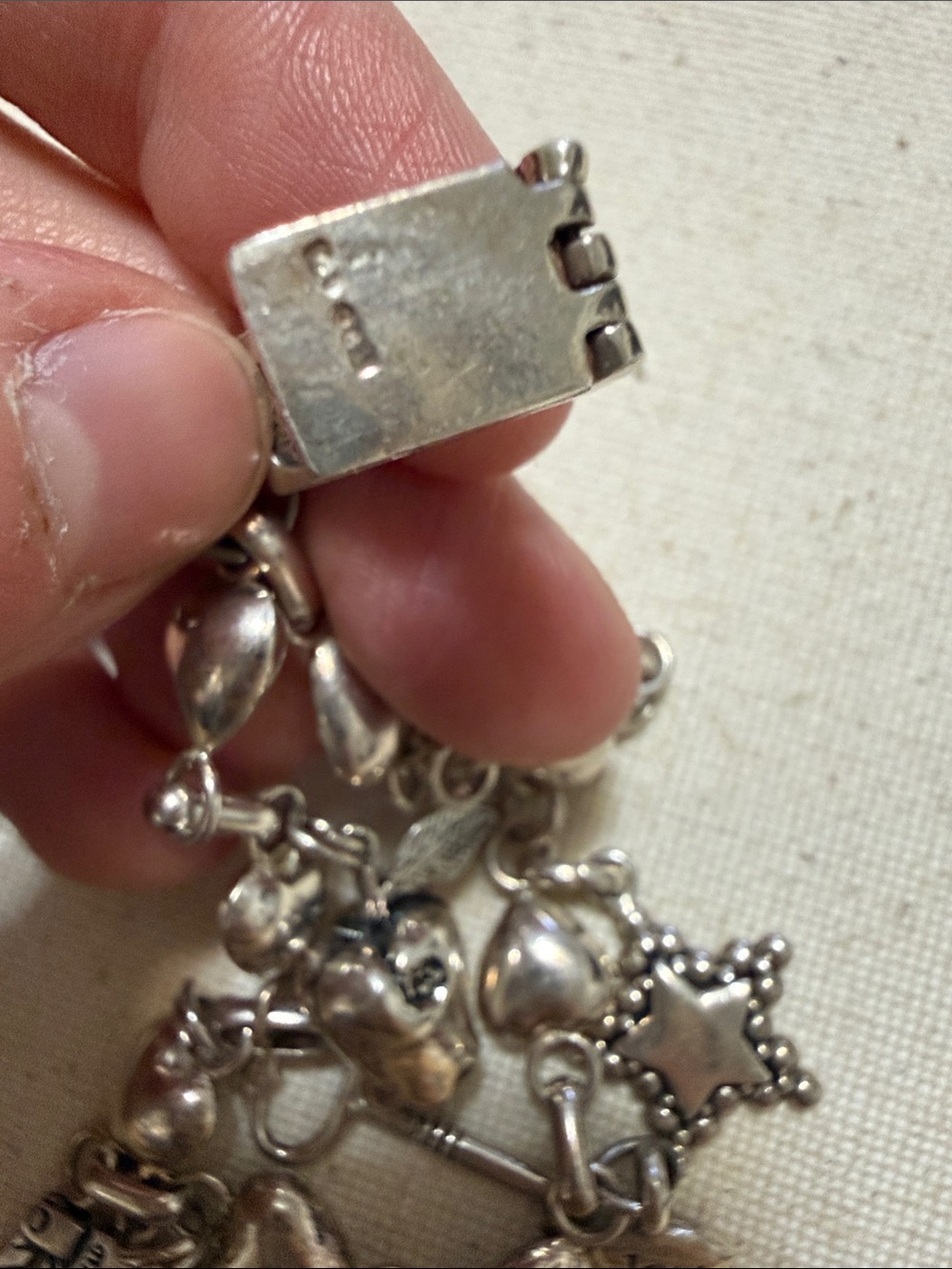 Vintage Stunning Sterling Silver 925 Heart Charm Bracelet 7’ in Retro 2000’ 925 - Picture 8 of 16